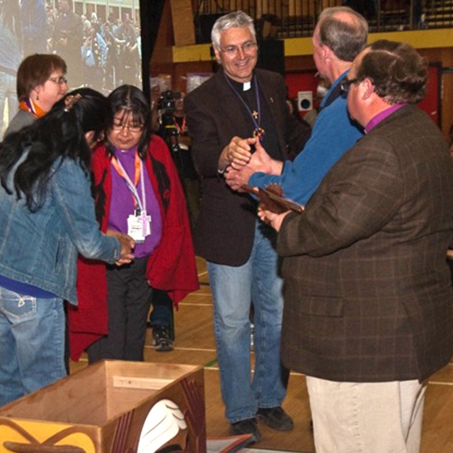 Catholics, Anglicans make reconciliation gesture to aboriginal people