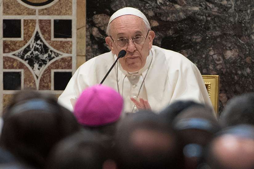 Pope reaffirms missionaries' mandate to knock on hearts
