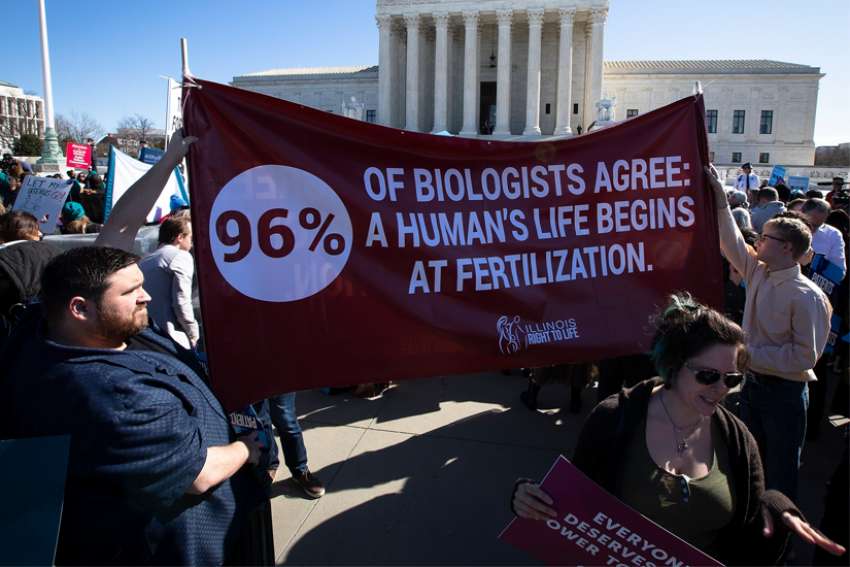 Bishops denounce revival of fetal tissue research