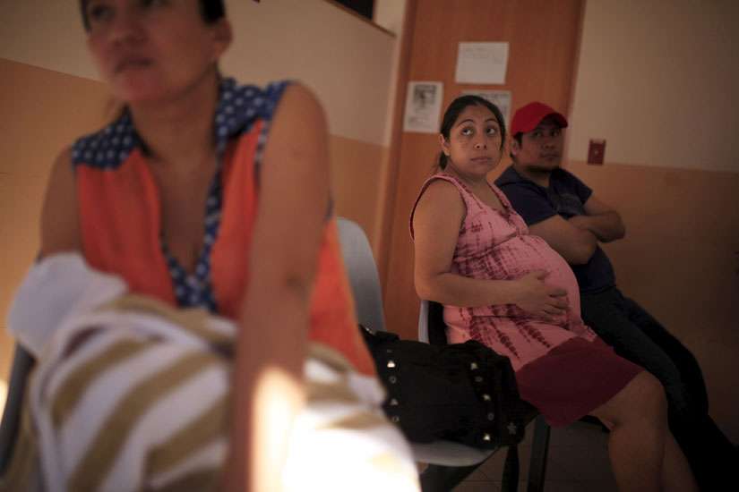Salvadoran priests: Government can't tell women when to get pregnant