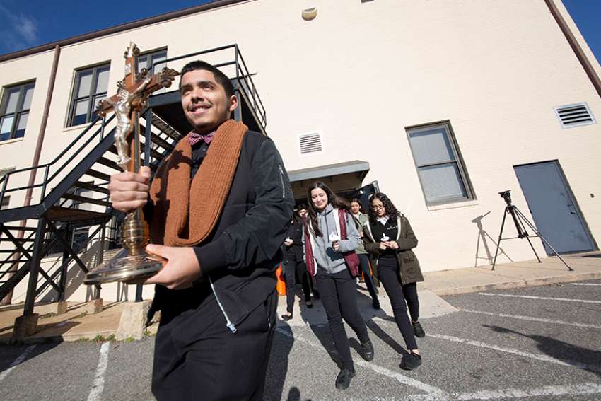 U.S. Catholic schools take prayerful approach to National School Walkout over guns