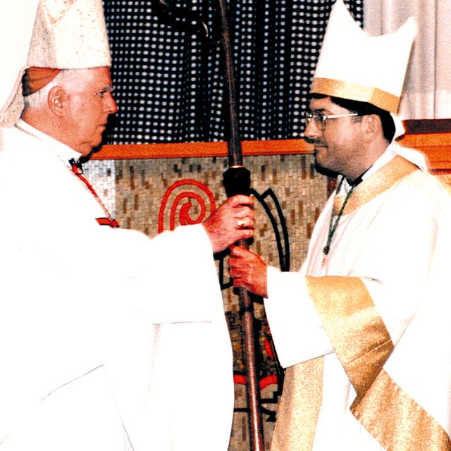 Collins follows MacGuigan through western diocese to Toronto, College of Cardinals