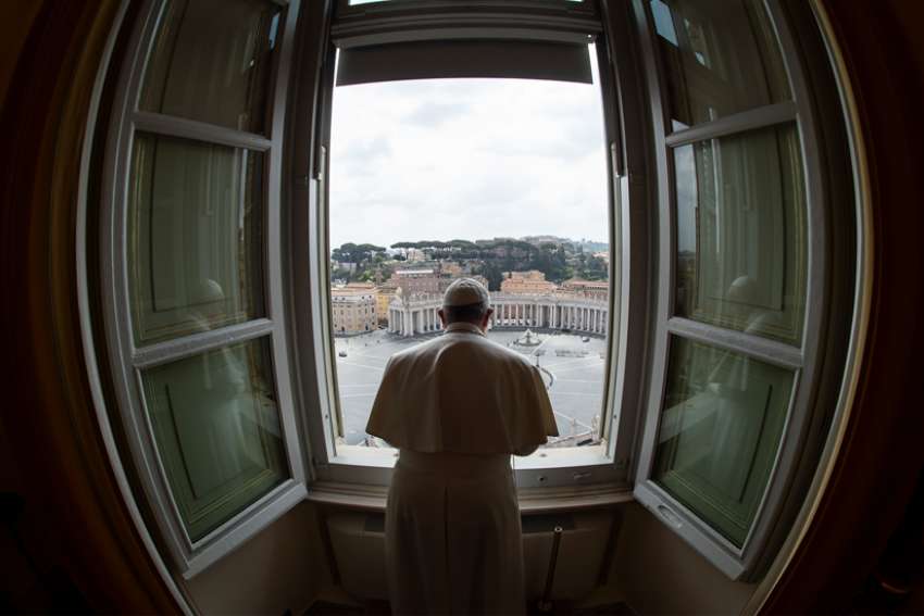Pope Francis joins U.N. call for immediate global cease-fire