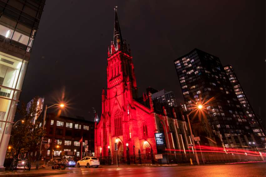 Red Wednesday honours persecuted Christians