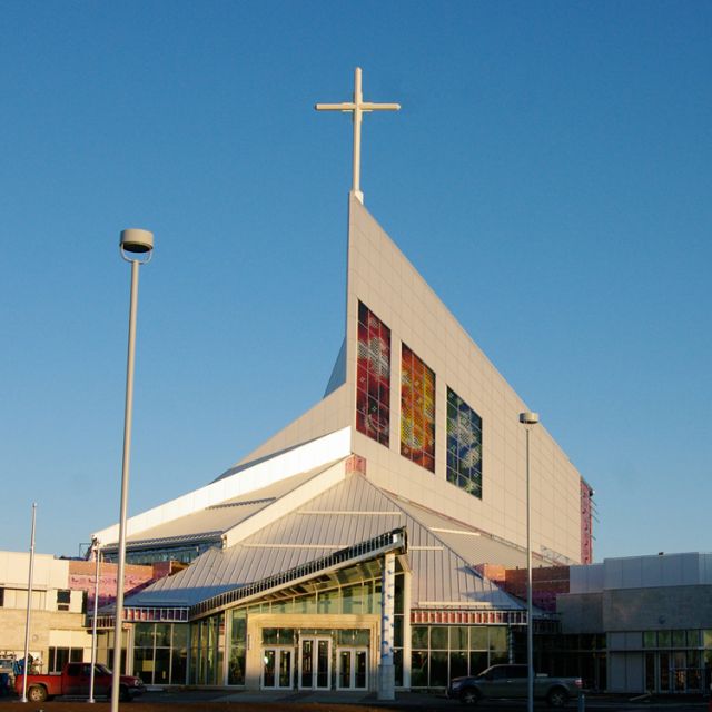 Saskatoon makes the transition to new cathedral