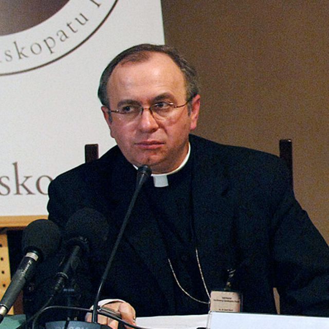 Spokesman defends record as Polish bishops prepare to adopt guidelines 