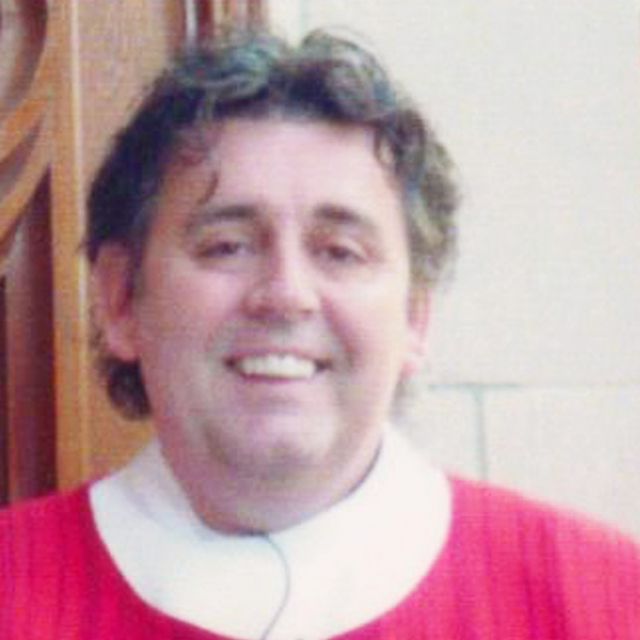 Gambling Ottawa priest faces theft, fraud charges