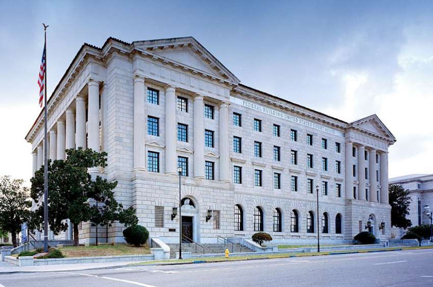 Judge strikes down Alabama abortion law involving parental consent