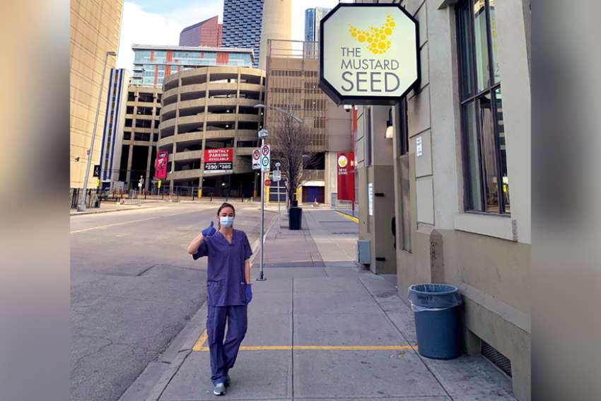 Medical student comes to aid of homeless
