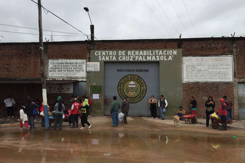 Bolivian families, Church workers hope Pope's prison visit spurs change