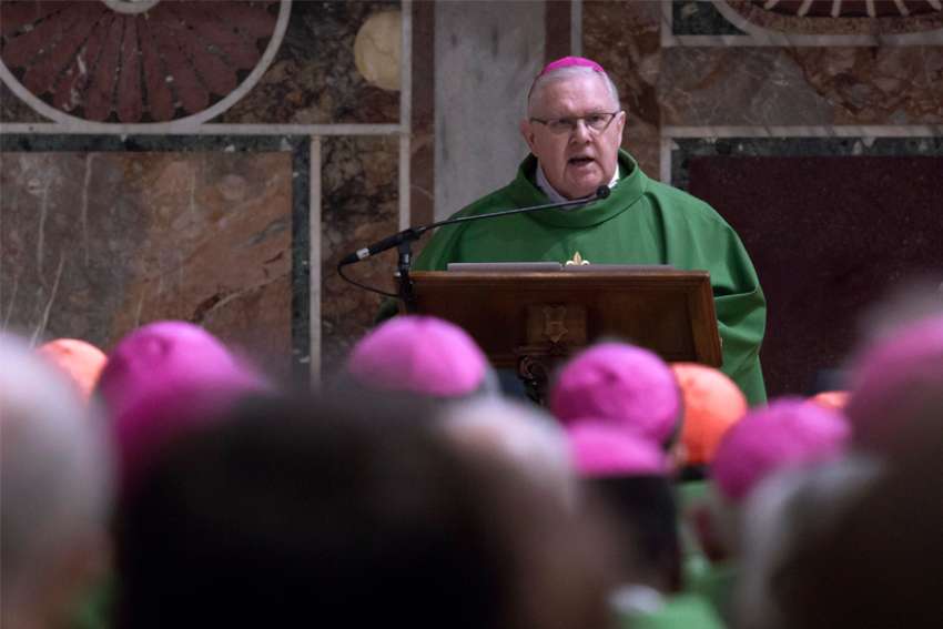 Committee to recommend Australian bishops give laity certain controls