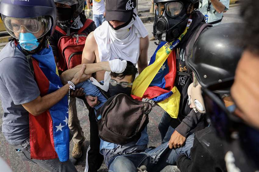 Cardinal says Venezuela must take blame for 10 election-related deaths