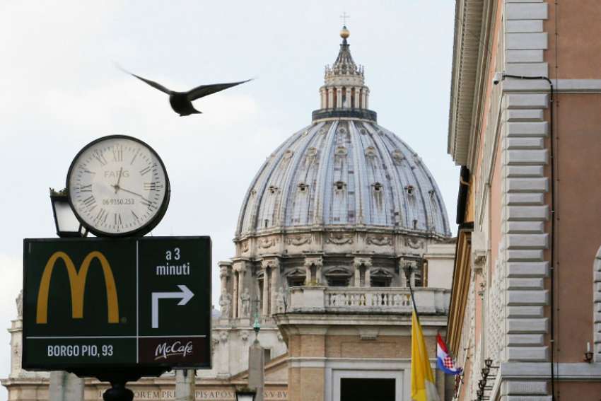 McDonald’s next to Vatican to offer weekly free meals to the homeless
