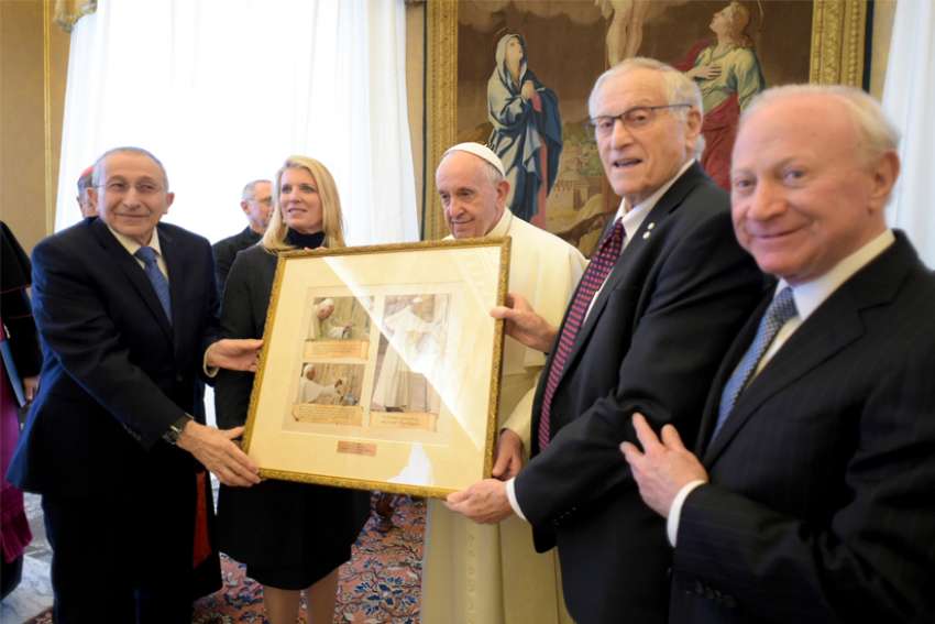 Pope Francis decries 'barbaric resurgence' of anti-Semitism