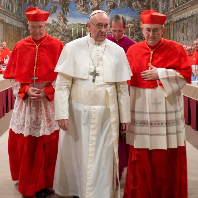 Pope's episcopal motto comes from homily by English doctor of church