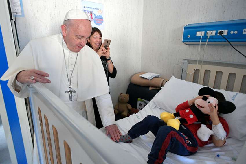 Cardinal Parolin celebrates 150th anniversary of children's hospital