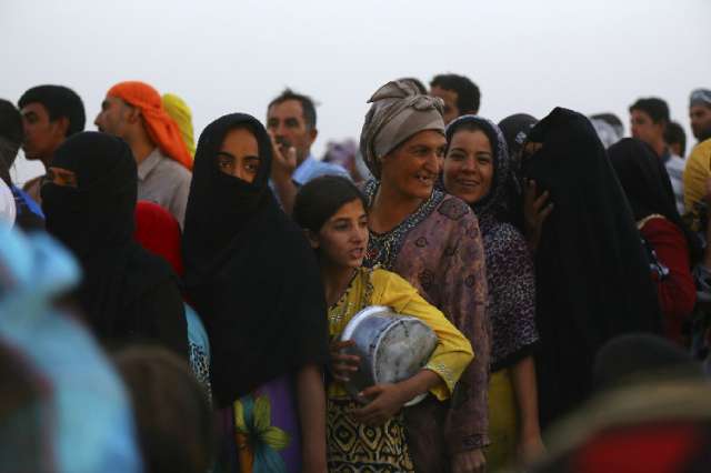 Chaldean bishop says Iraqis returning home, despite tough conditions
