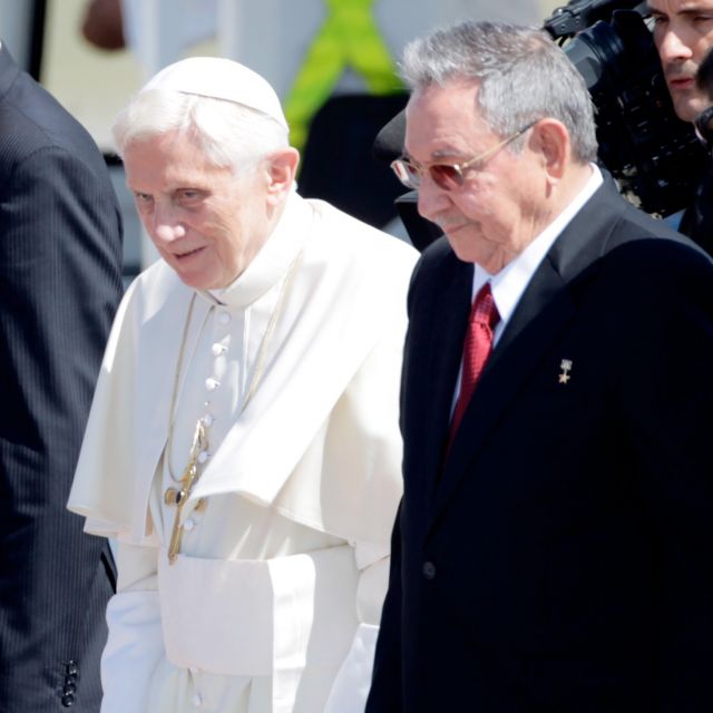 Pope arrives in Cuba, calls for greater freedom, respect for rights 