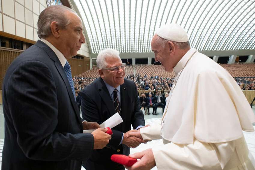 Common good requires culture of care, Pope Francis tells doctors