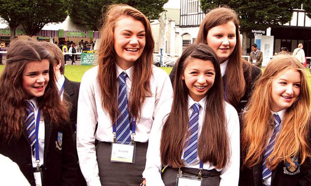 Self-esteem sends girls to poor house