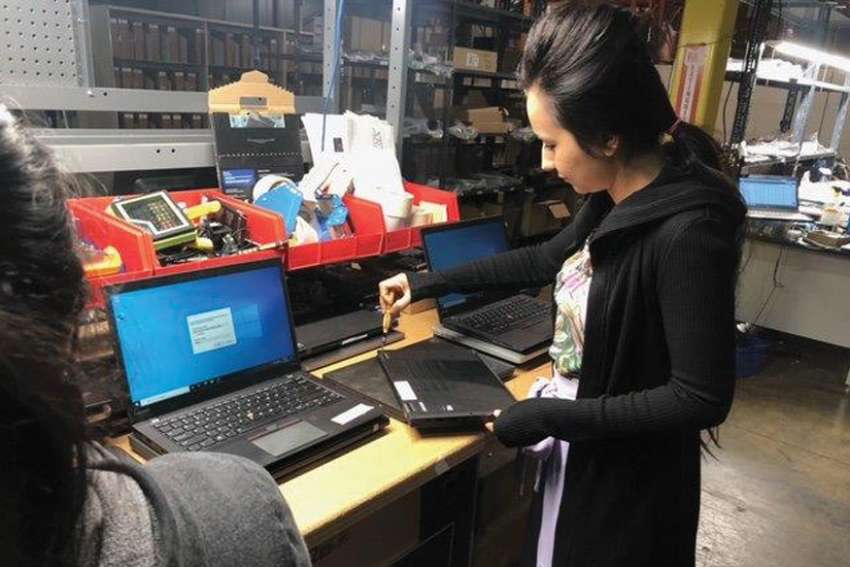 Re-purposed computers open web to those in need