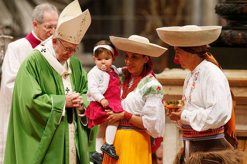 Fear becomes sin when it leads to hostility toward migrants, Pope says