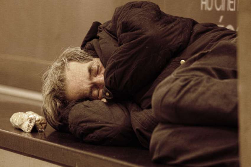 What do you say to a homeless person? Advice from Catholic urban missionaries