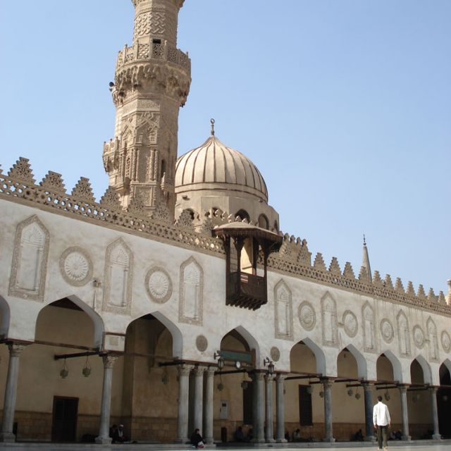 Vatican to restart stalled talks with Egypt's Al-Azhar University 