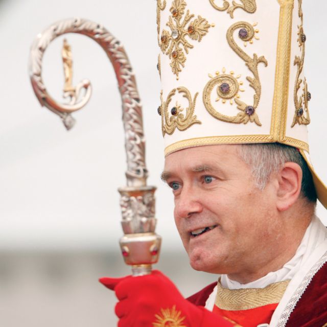 Vatican says SSPX traditionalists' response marks 'step forward' in talks 