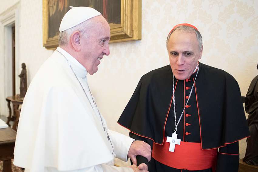 Pope to meet with USCCB leaders as abuse crisis continues