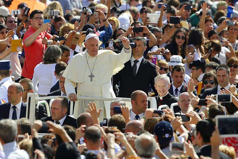 Papal fan club takes to the media after encyclical
