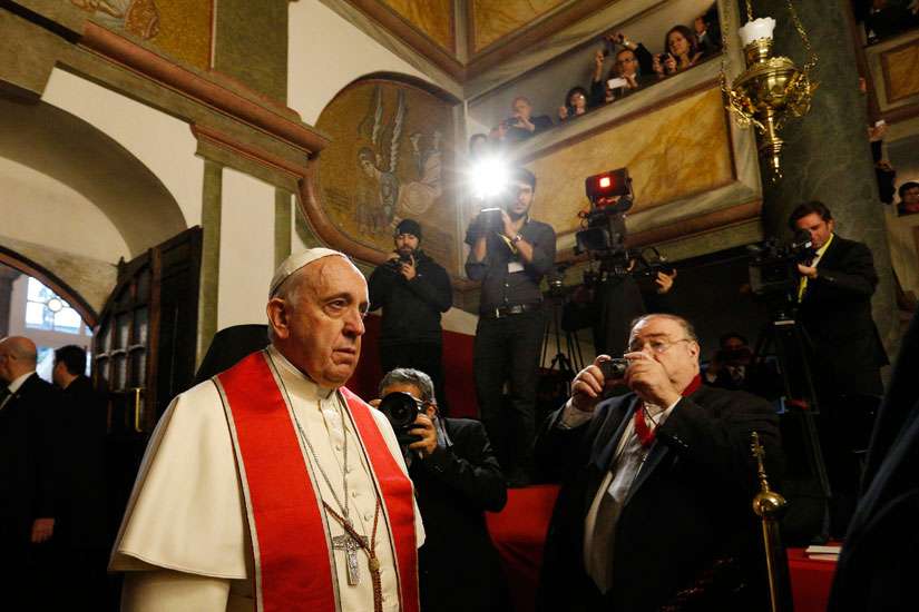 Pope's welcome in Turkey as chilly as the weather