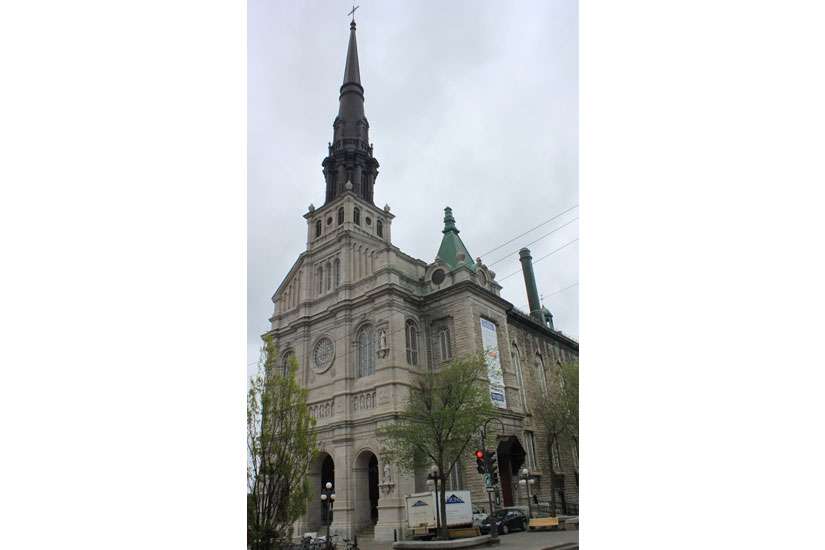 Americans’ confidence in religion hits a new low 