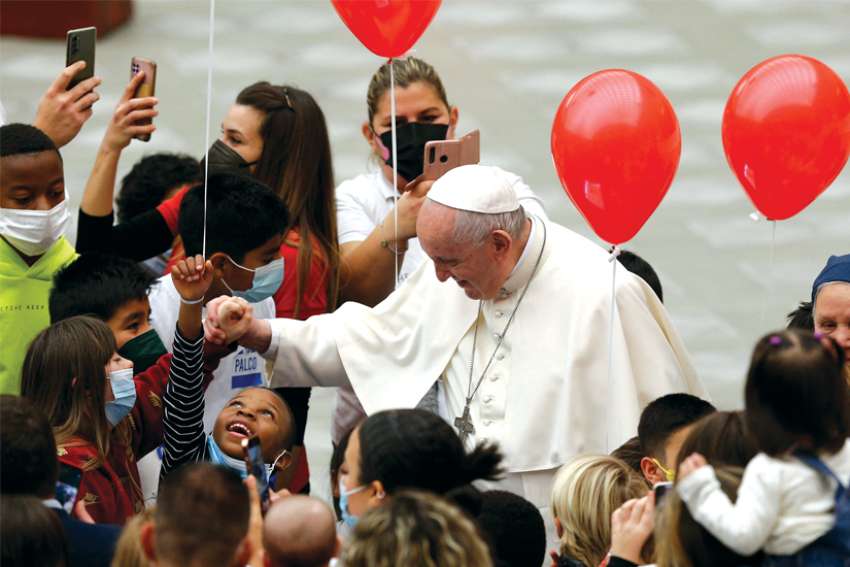 Pope’s World Day of Peace message stresses dialogue, education