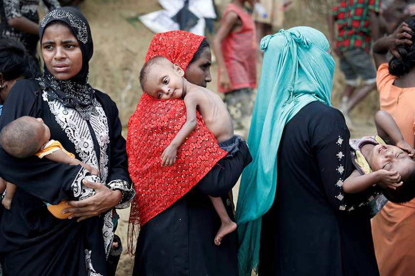 Rohingya camp awash in mud… and fear