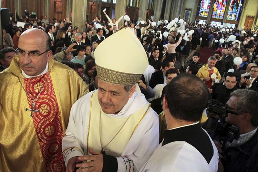 Pope received letter reporting Bishop Barros in 2015, sex abuse survivor says