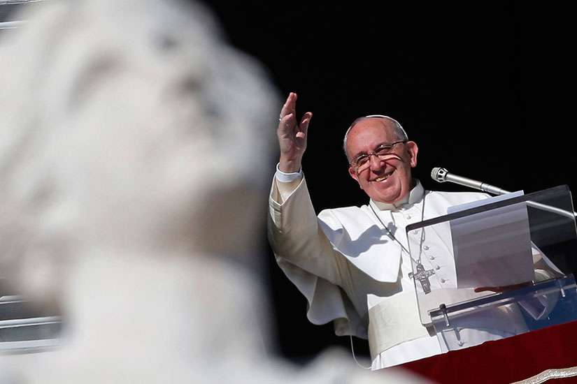 Pope Francis: Prolong Christmas joy by serving others, witnessing to Christ