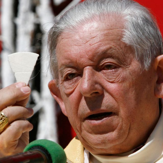 Retired Polish primate, Cardinal Glemp, dies at 83 