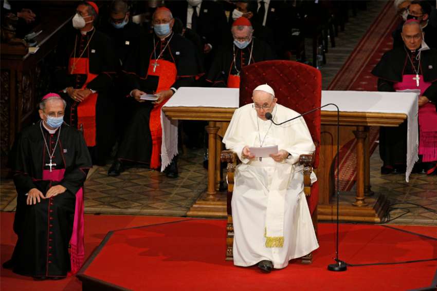 Denounce violence, inflammatory preaching, Pope Francis tells religious leaders