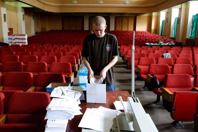 Bishops say despite violence, Ukraine's election must proceed