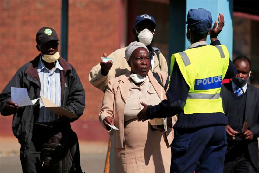 Zimbabwe's bishops say government crackdown terrifies people