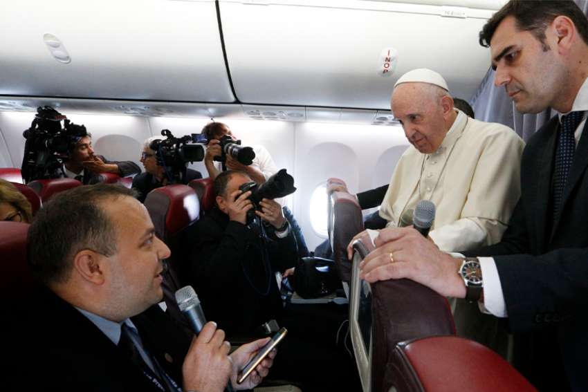 Full text of Pope Francis' in-flight press conference from Romania