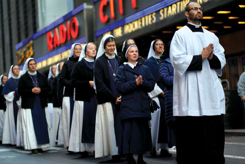 Eucharistic procession  takes to New York streets