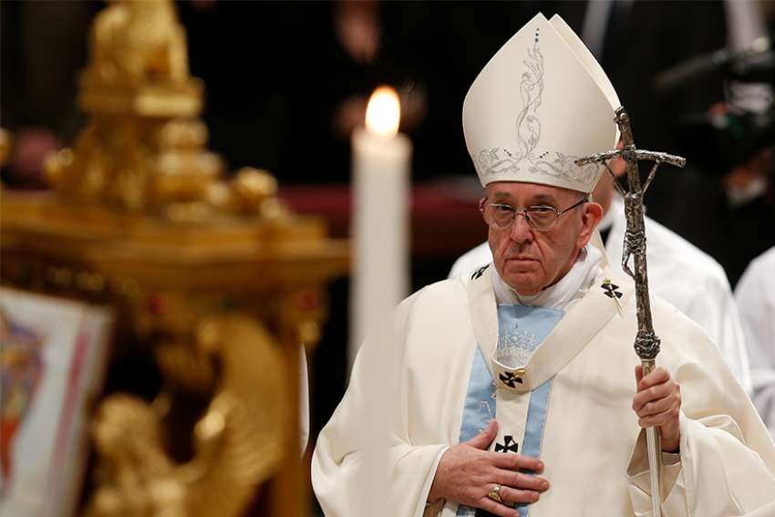 Pope urges respect for life on the Feast of Mary, Mother of God