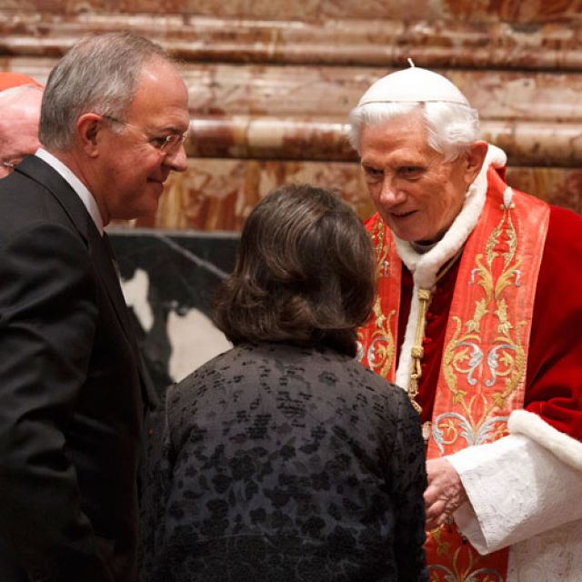 Pope: Americas need renewed missionary spirit, well-catechized laity 