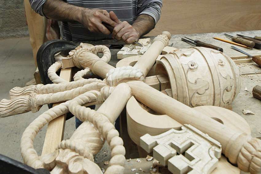 Vatican to crack down on illegal sale of papal symbols, coat of arms