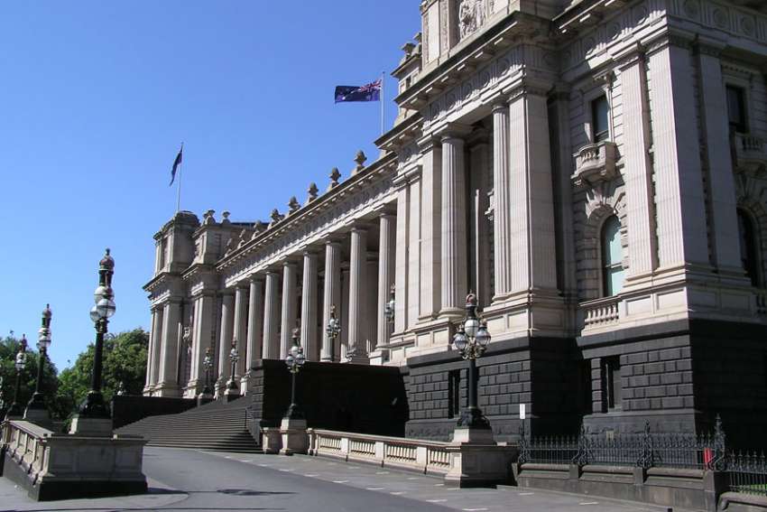 Doctors warn Australian state against legalizing euthanasia