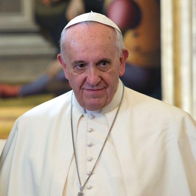 People must learn to dialogue, respect other religions, pope says 