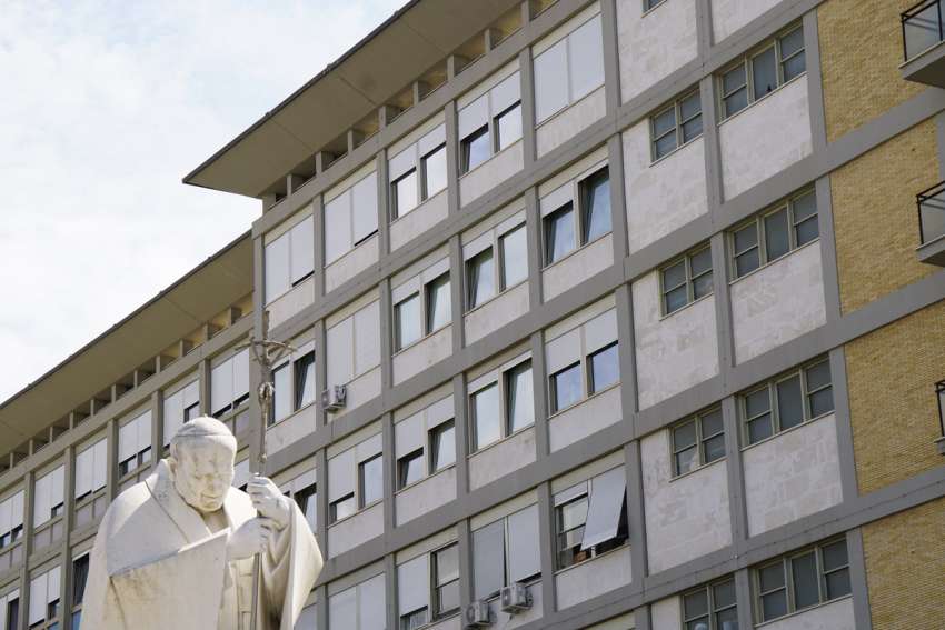 Pope Francis doing well after abdominal surgery, asks for continued prayers