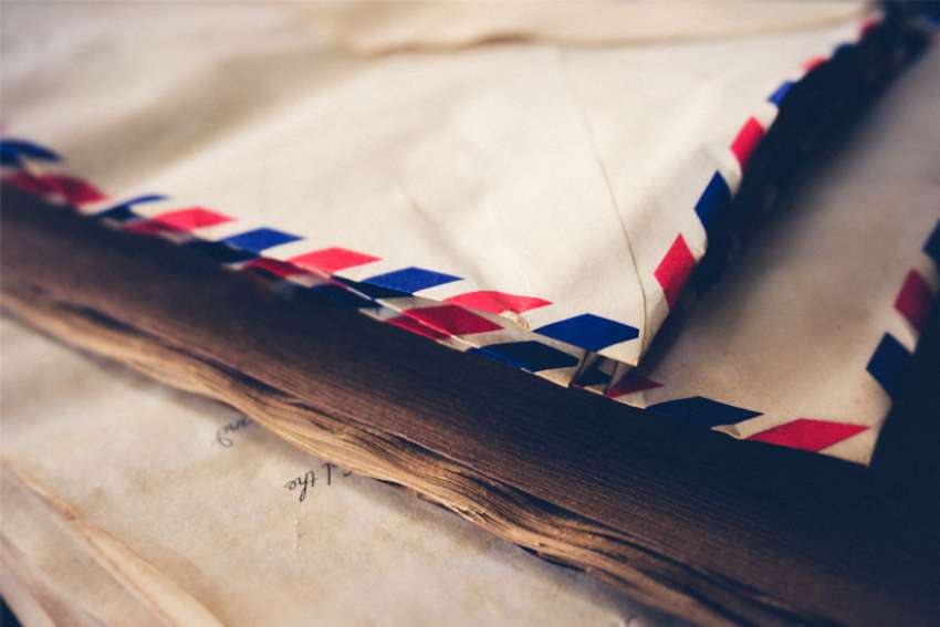 Pen-pal campaign unites generations